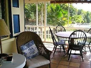 Hotel Dolphin House Villa Cliftons